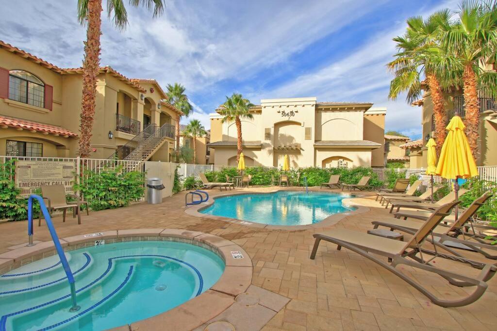 Clr109 Charming 1 Bedroom Overlooking The Pool ラキンタ エクステリア 写真